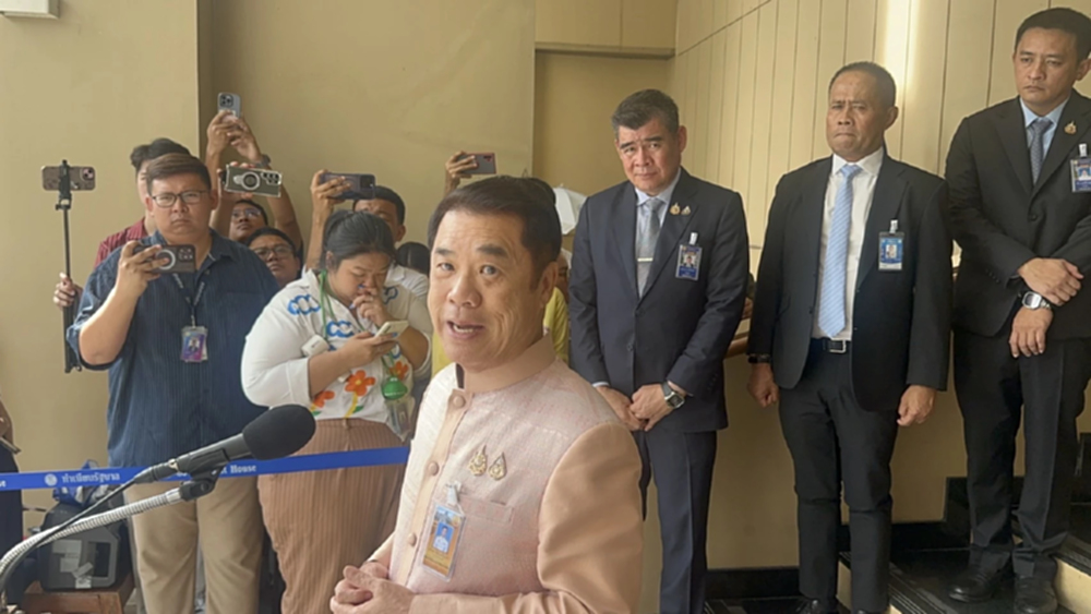 'สุริยะ' ชี้ รถไฟฟ้า 20 บาท ปัดเอื้อนายทุน.ใช้งบปี 8 พันล้านมีแผนศึกษา