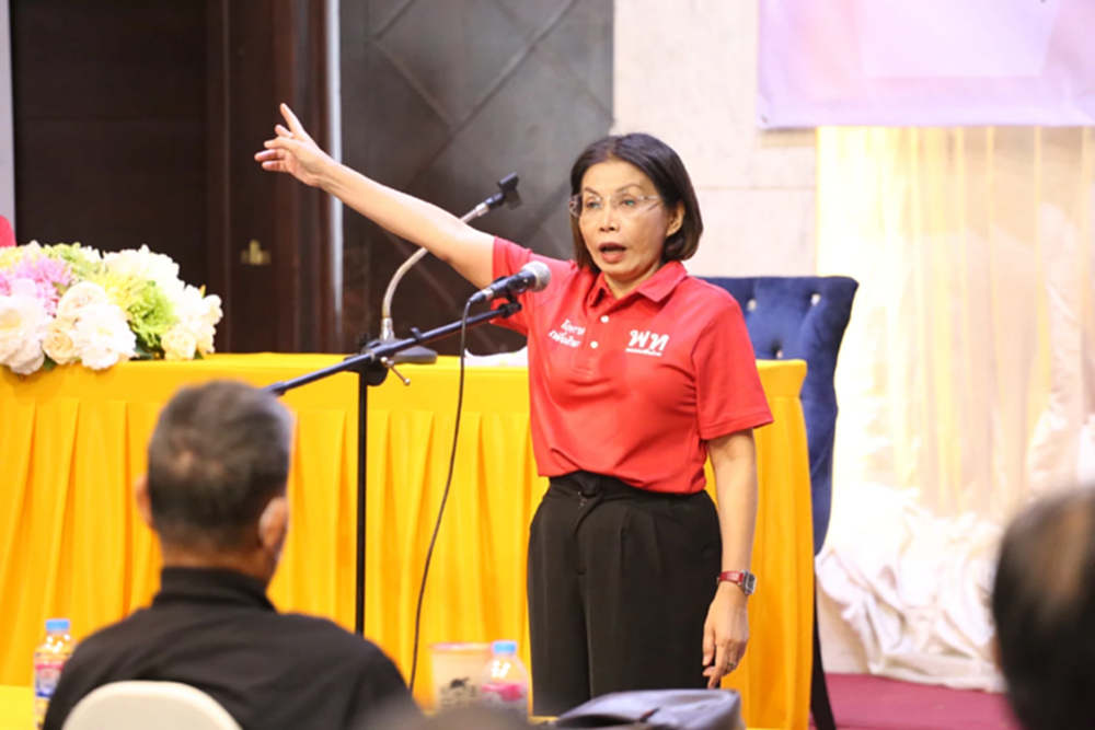 ‘มนพร’ย้ำ ‘เพื่อไทย‘ เร่งแก้ รธน. ตั้ง สสร.แก้คุณสมบัติจริยธรรม