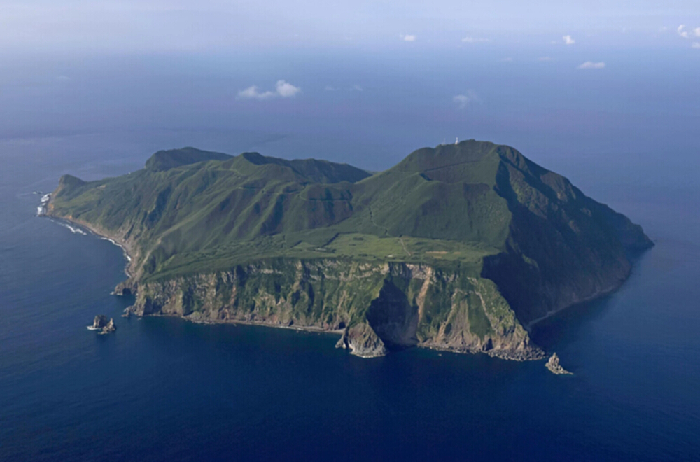 ประชาชนต้องอพยพจาก 'เกาะอาคุเซกิ' หลังเกิดแผ่นดินไหวเกือบ 1,600 ครั้ง