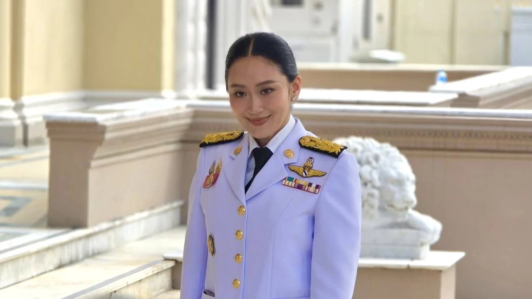 ‘รมต.ใหม่’ คึกคัก เข้าเฝ้าถวายสัตย์ ‘แพทองธาร’ สีหน้ายิ้มแย้ม