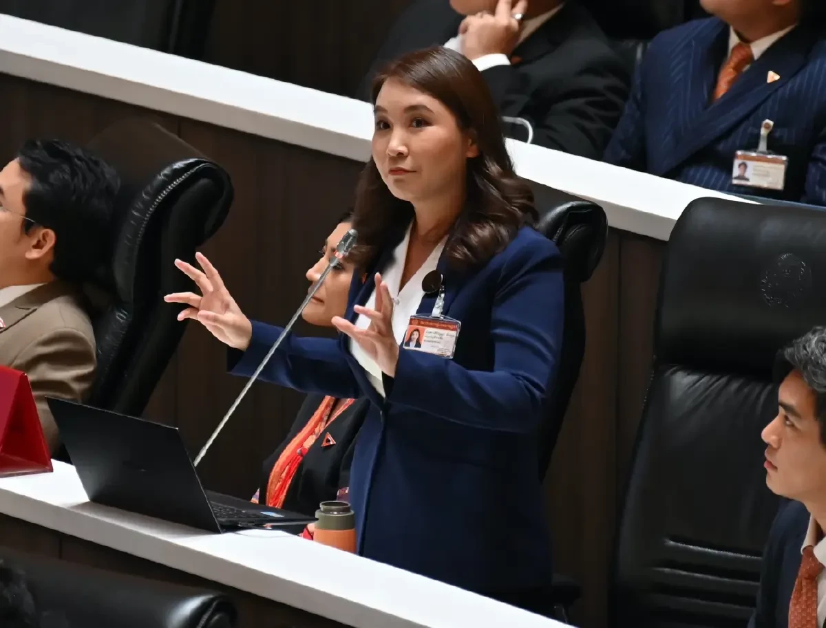 ปชน.เตือน ภท.เก็บกระสุน อย่าเพิ่งซักฟอก ม.152 ยื่นแค่ญัตติพอ