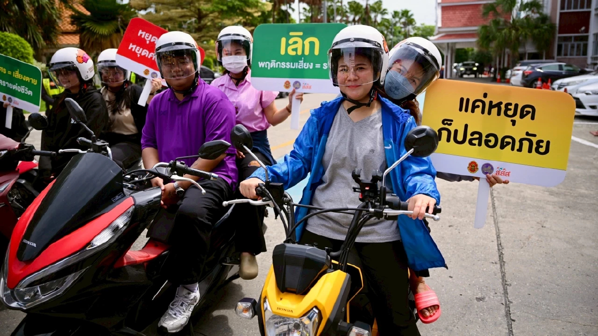 รณรงค์ใหญ่! 'เลิกเสี่ยง = รอด'3 หน่วยงาน ผนึกกำลังสวมหมวกกันน็อก