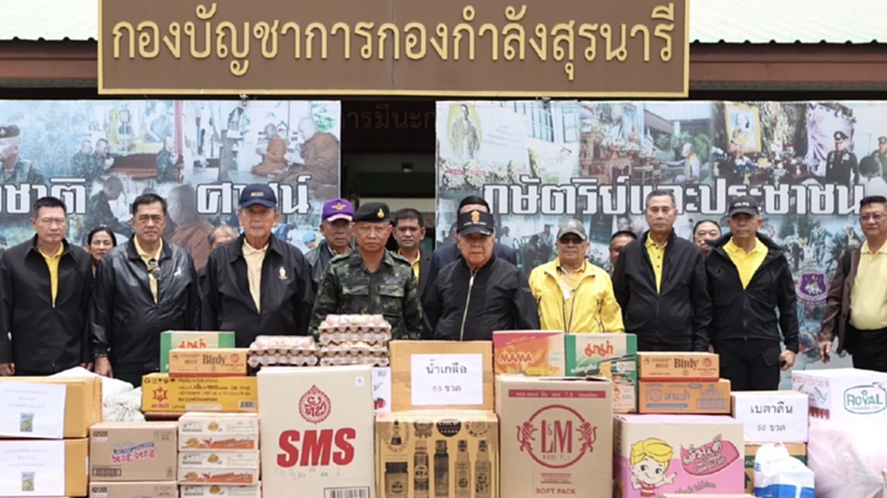 ‘บิ๊กป้อม’ ขนอดีต ‘บิ๊ก ทบ.’ ลุยชายแดน ติว ทหารรุ่นน้อง รับมือ ‘กัมพูชา’