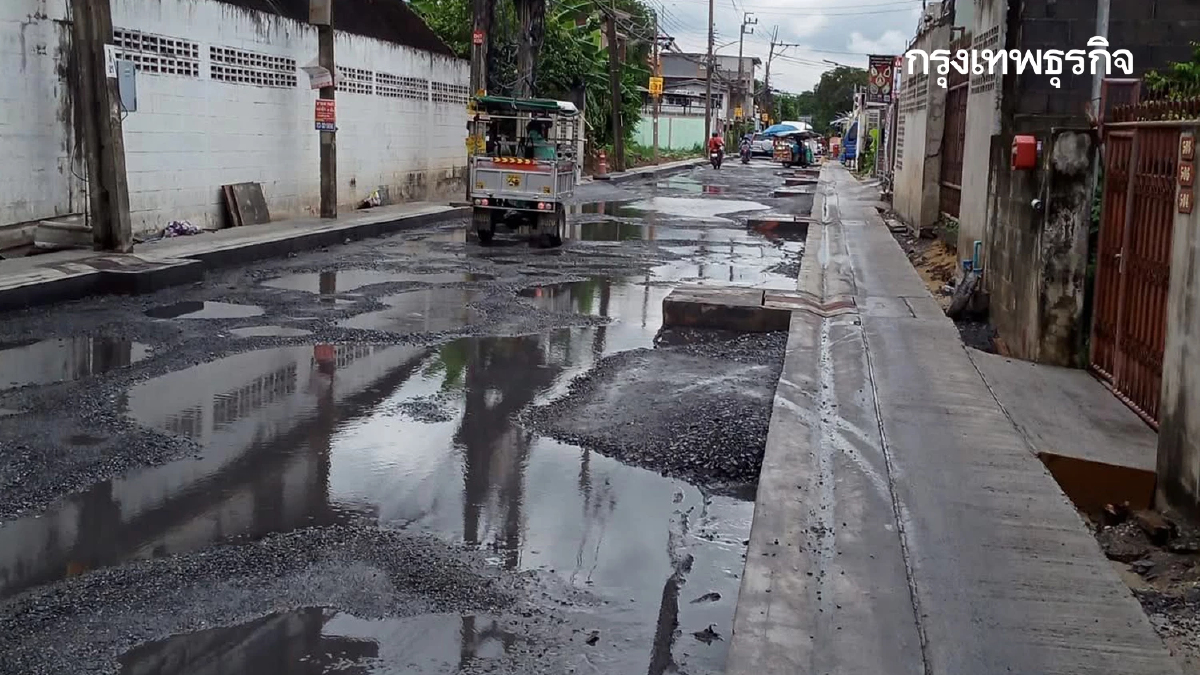 กระทบมาก ปิดถนน 32 วัน ซ่อมถนน - สะพาน  ซอยรามอินทรา 5 แยก 43 เขตบางเขน