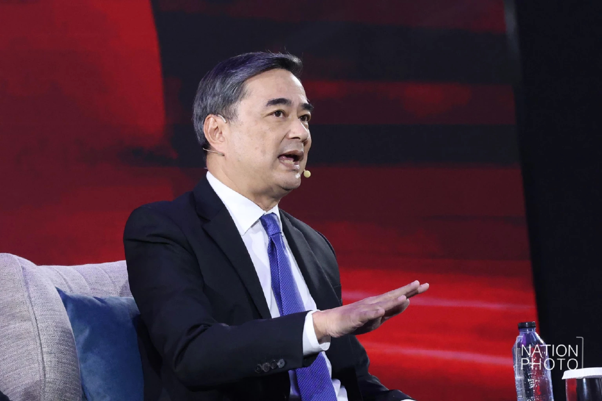 ‘อภิสิทธิ์’ กางสูตรผ่าทางตัน ทำ กม.ศักดิ์สิทธิ์-ฉันทามติแก้ รธน.