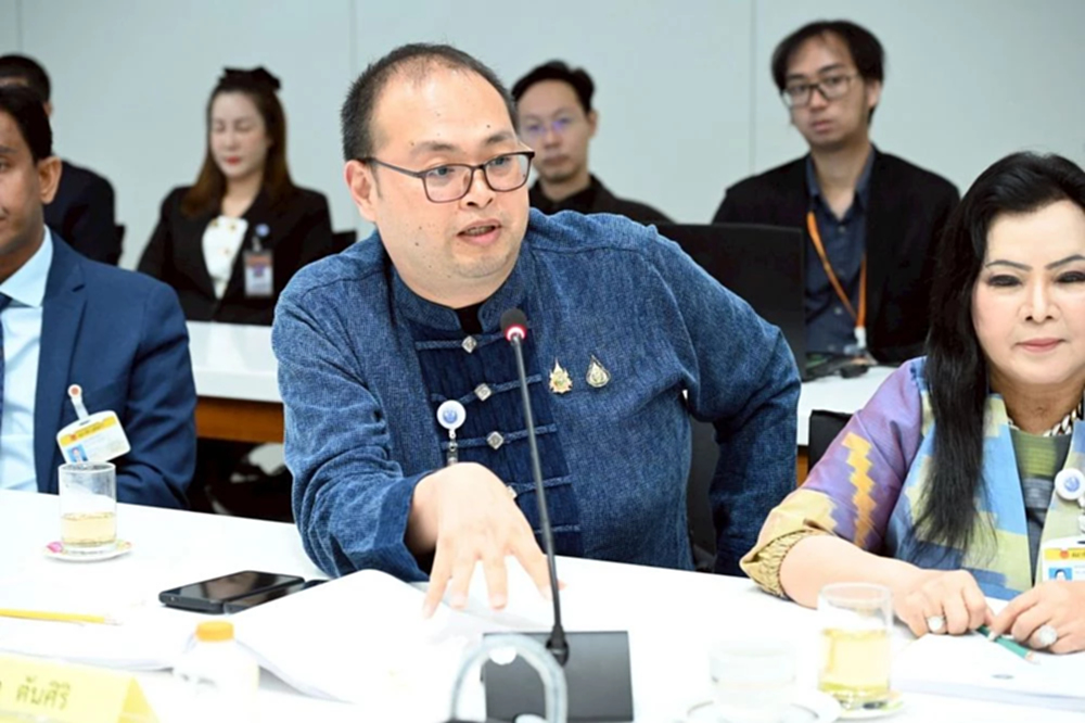 'กมธ.เศรษฐกิจ' ชงขอเปิดอภิปรายให้ข้อเสนอ แก้ปัญหาภาษีทรัมป์