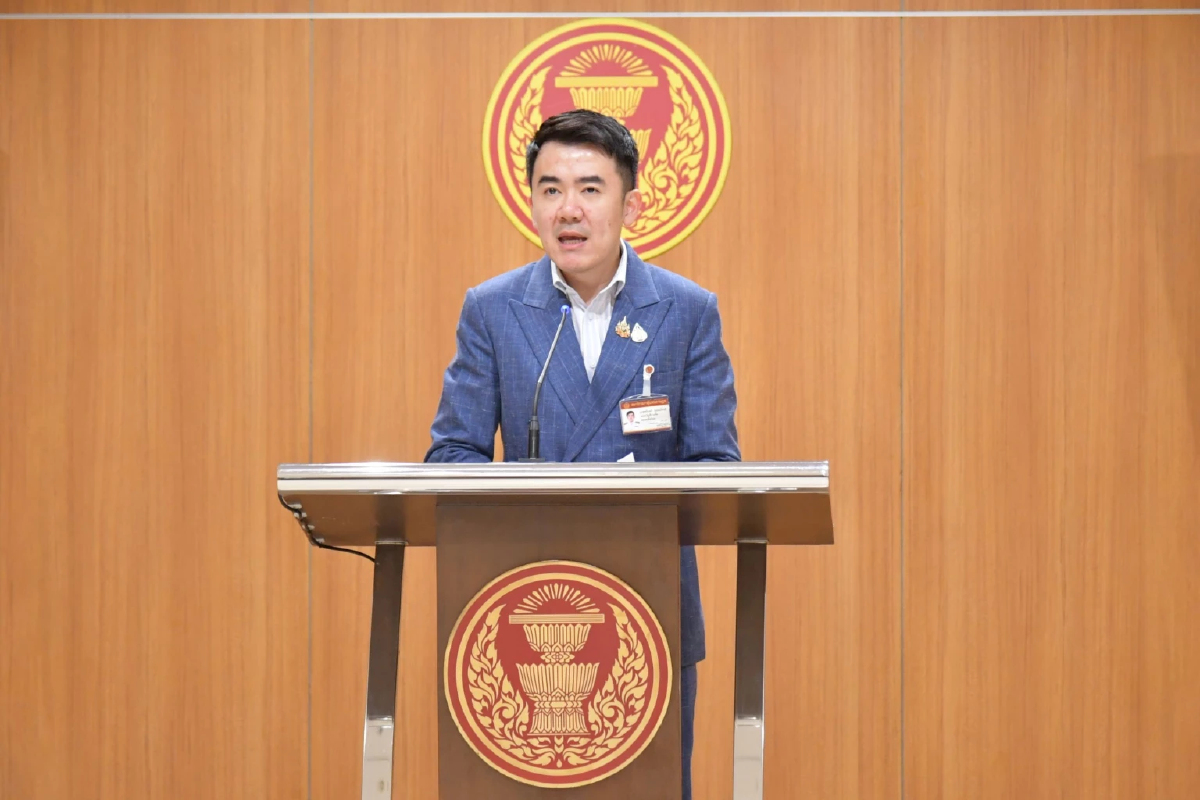 'กมธ.งบฯ69' แจ้ง 'พิชัย' ให้เข้าประชุม แจงคืบหน้าเจรจาภาษีทรัมป์