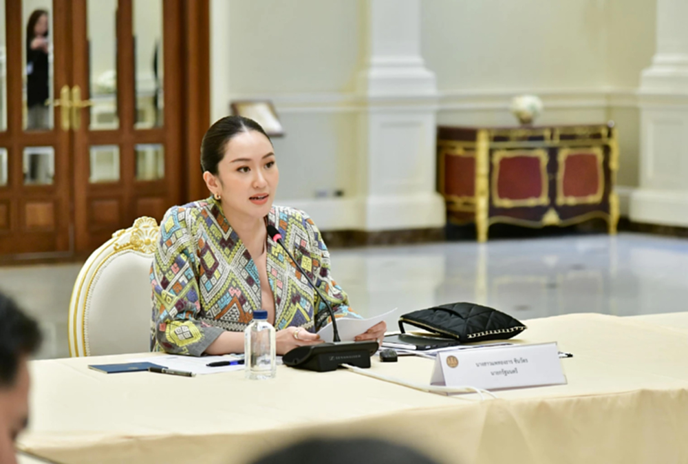 'อิ๊งค์ ปัดตอบ เขมรจ่อใช้อาวุธหนักโต้ไทย ขอประชุมช่วย ปชช.ก่อน