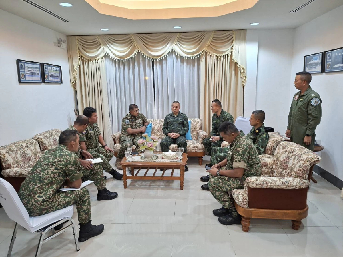 มทภ.2-มทภ.1 พบ ผบ.ทสส.มาเลเซีย ชี้แจงข้อเท็จจริง ชายแดนไทย - กัมพูชา