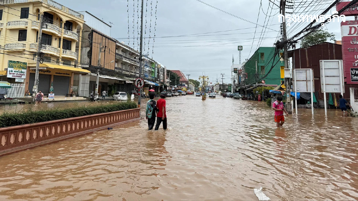 ฉุกเฉินขั้นสูงสุด น้ำท่วมสุโขทัย น้ำมาเร็ว ล้นทะลักตัวเมืองแล้ว