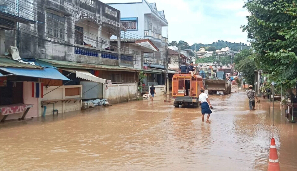 ปภ.เชียงราย รายงาน น้ำท่วมแล้ว 8 อำเภอ คาดฝนตกซ้ำตลอด 24 ชม.