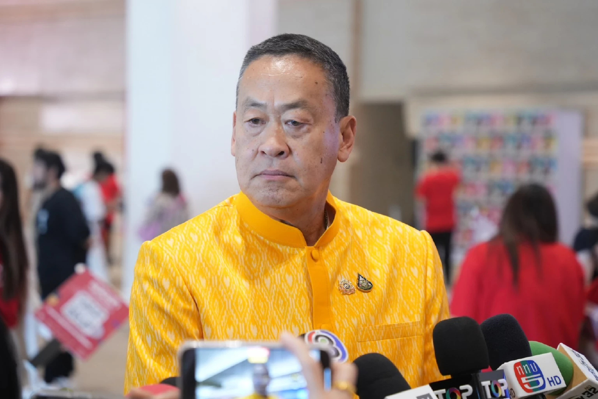 'เศรษฐา' ให้กำลังใจ 'แพทองธาร' สู้ศึกนอก ศึกใน สวน 'อนุทิน' ปมกาสิโน