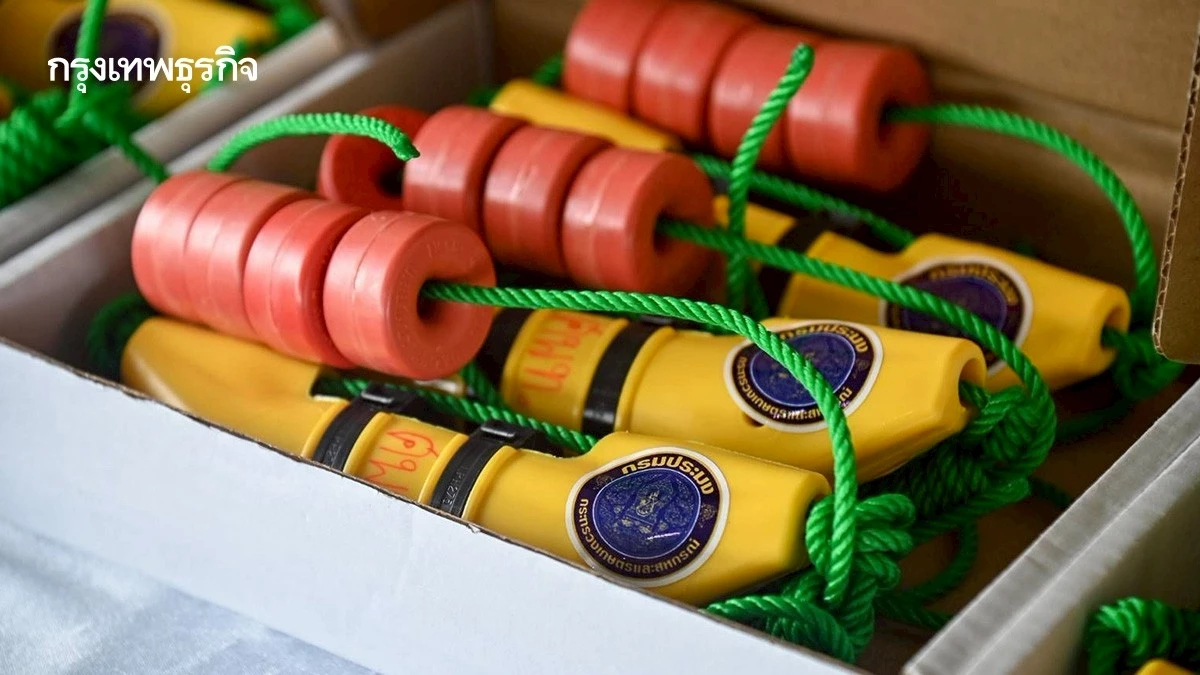 กรมประมง ร่วม ปตท. ป้องโลมาด้วยอุปกรณ์ส่งสัญญาณความถี่สูง