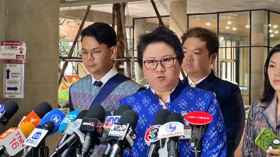 ภท.โต้ 'เดชอิศม์'โวยงบกระจุกตัว สวนเป็นหนึ่งในรมต.ที่ร่วมพิจารณา
