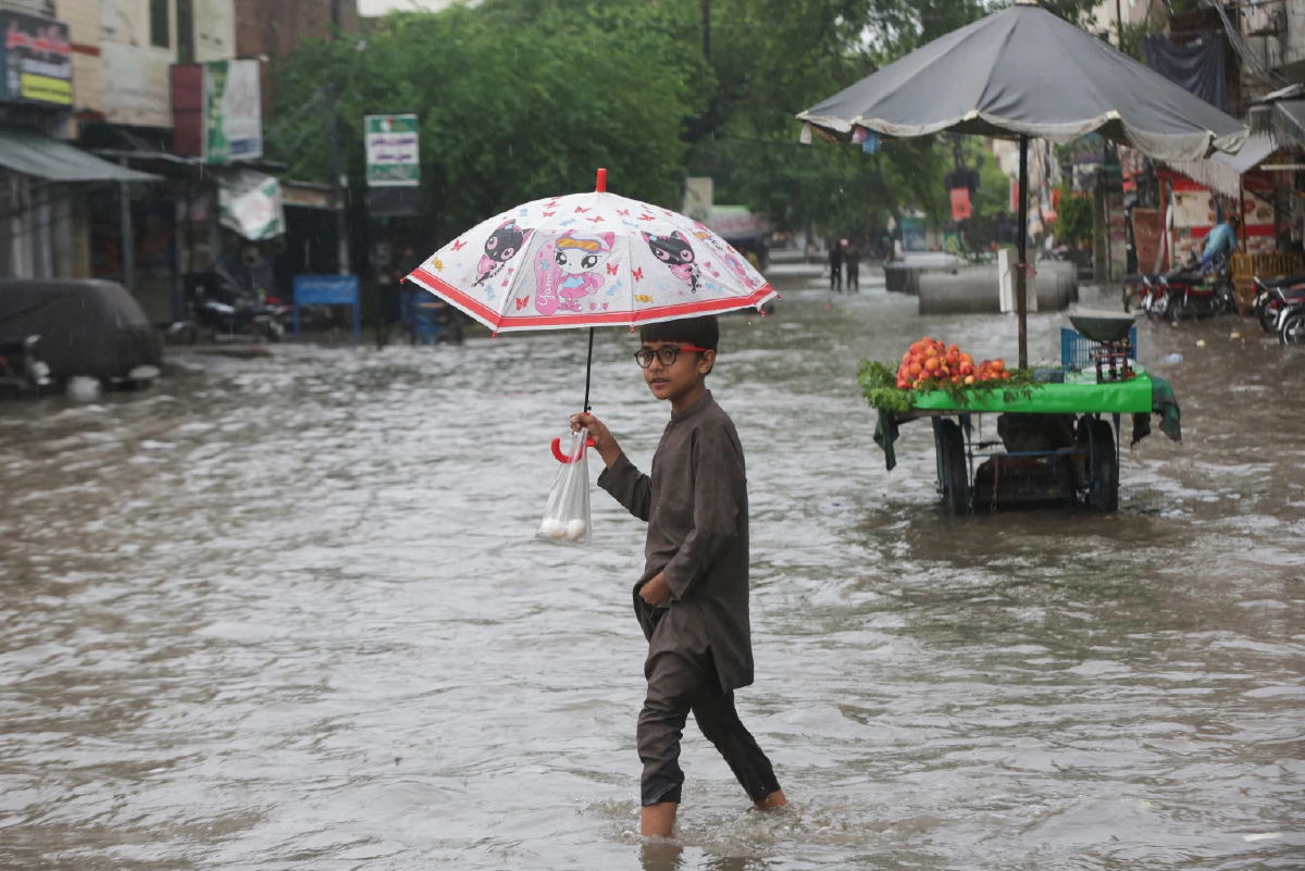 ฝนตกหนัก ‘ปากีสถาน’ เสียชีวิต 54 ราย บาดเจ็บ 227 ราย