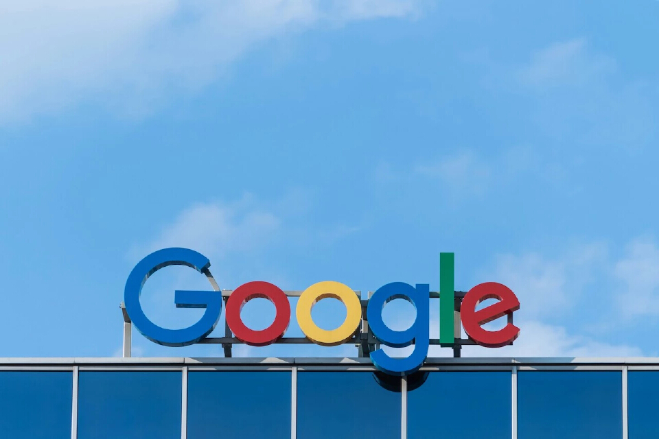 เปิดรายงาน Google ปีที่ 10 ทุ่มซื้อพลังงานสะอาดทุบสถิติ เร่งใช้ AI ลดคาร์บอน