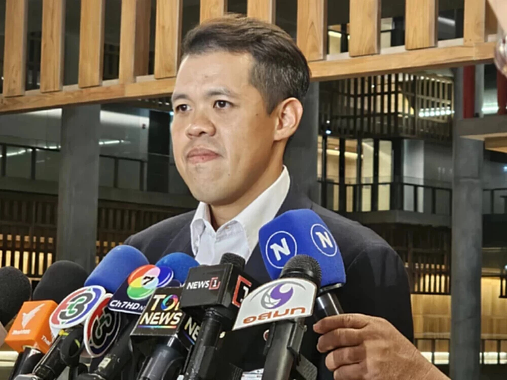 ปชน.หวังสภาถกนิรโทษกรรม ม.112 ซัด รทสช.ให้ข่าวคว่ำร่างพรรคส้ม