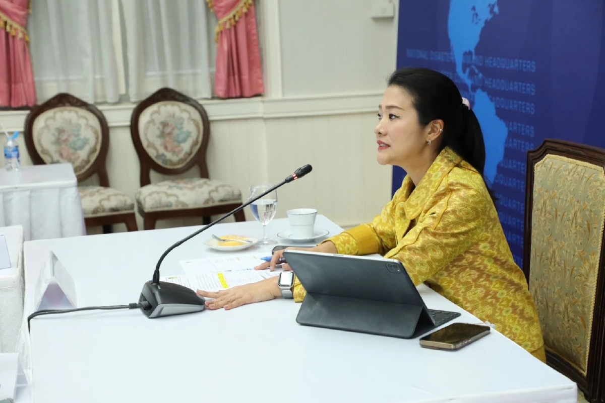 มท.2 หัวโต๊ะถกผู้ว่าฯ-นอภ. ตามสถานการณ์ 7 จว.ชายแดนไทย-กัมพูชา