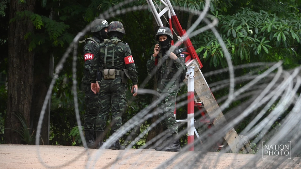'กฎอัยการศึก' บ้านหนองจาน เช็กล่าสุด สดจากชายแดนไทย-กัมพูชา