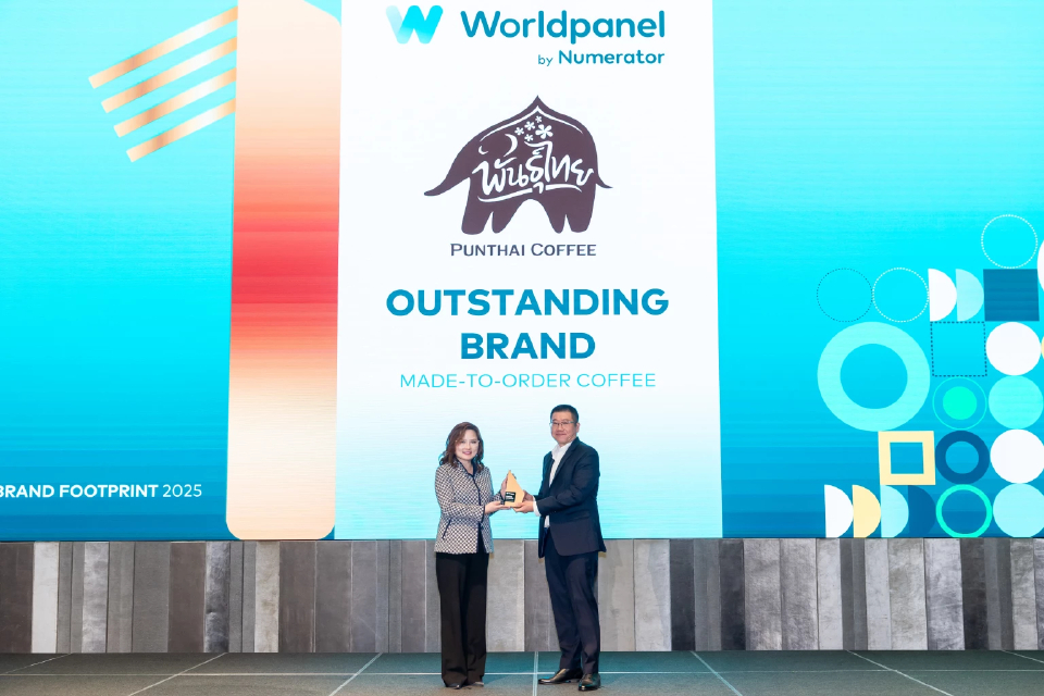'พันธุ์ไทย' คว้ารางวัลแห่งความภาคภูมิใจ  Top Outstanding Brand