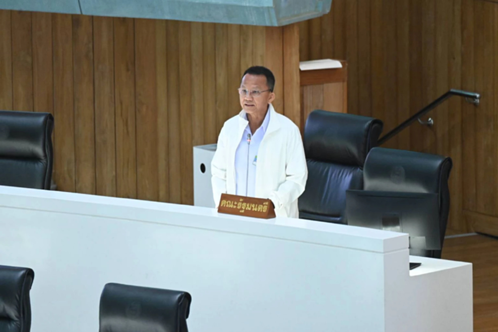 'สมศักดิ์' ตอบไม่รู้มติ ฟัน 'หมอสุภัทร' แต่พร้อมให้ความเป็นธรรม