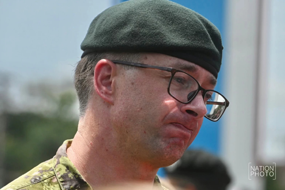 ผช.ทูตทหารแคนาดา น้ำตาซึม 8 ครอบครัวผู้เสียชีวิต ถูกจรวด BM-21 ถล่มปั๊ม