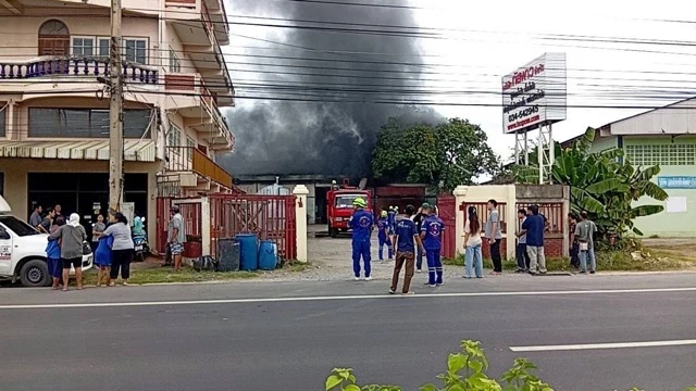 ถังน้ำมันระเบิด พื้นที่ จ.กาญจนบุรี เสียชีวิต 1 ศพ บาดเจ็บ 2 ราย