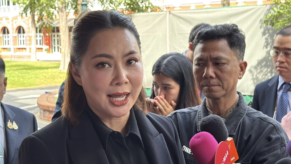 ศบ.ทก. ตั้ง 'บุ๋ม ปนัดดา' นั่งโฆษกฯ จิตอาสา ปะทะ พลโทหญิง มาลี สู้เฟกนิวส์