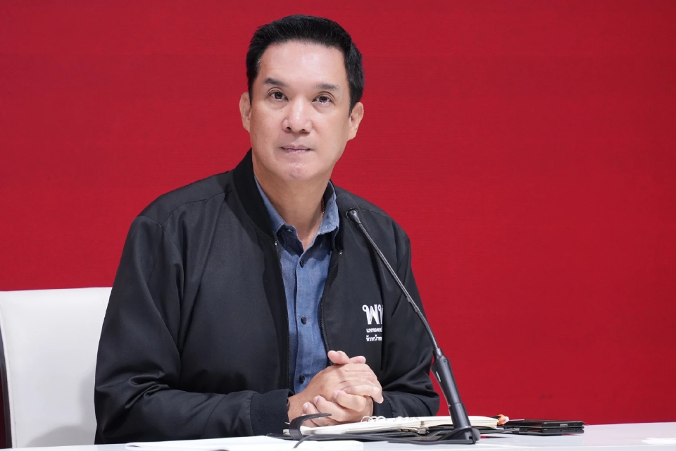 พท. เผย ‘ทวี - เดชอิศม์’ ร่วมวงหารือปชน. - ชี้ยุบสภาฯก่อนกรอบ4เดือน