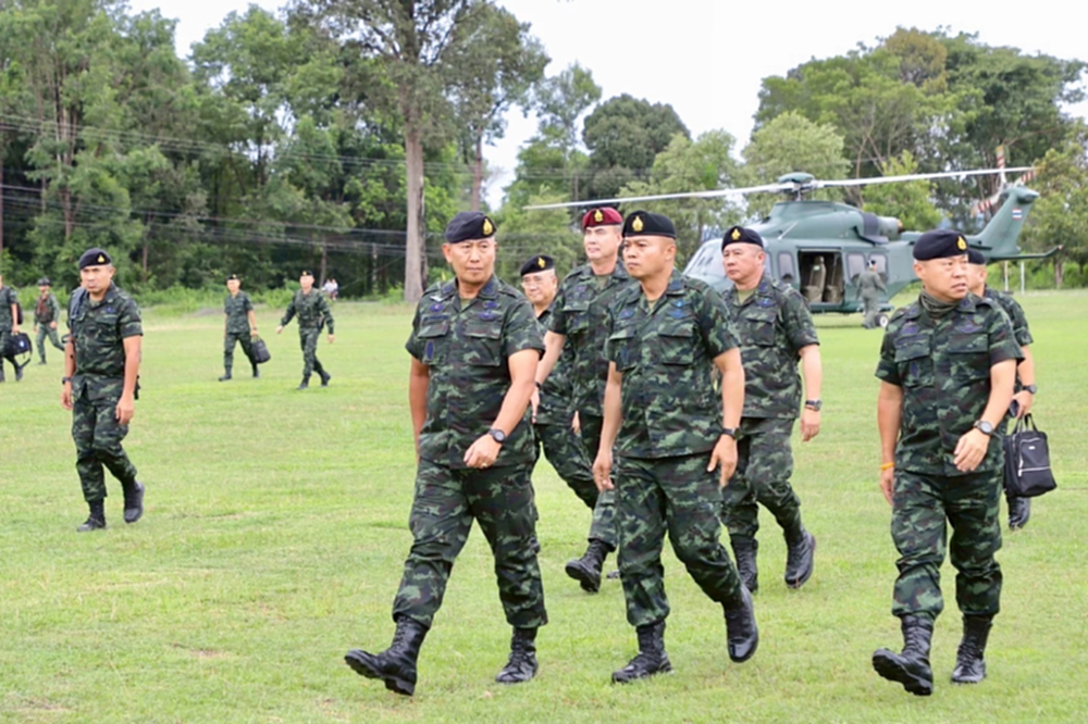 ผบ.ทบ. สั่งยิงโดรนบินเหนือที่ตั้งทหาร  ชี้ โทษหนัก ประหารชีวิต