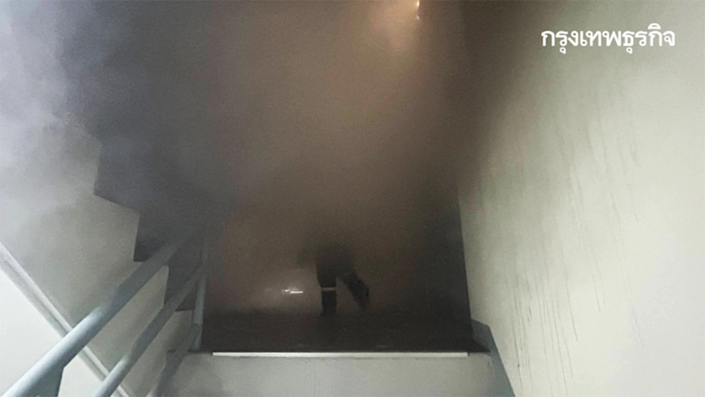 ไฟไหม้อาคารใหญ่ ซ.โพธิ์แก้ว 3 ถนนลาดพร้าว 101 กู้ภัยเร่งดับเพลิง