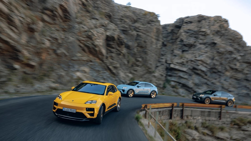 Porsche Macan EV มาแรง ครึ่งปี /ถ68 สัดส่วนขายทั่วโลก 60%