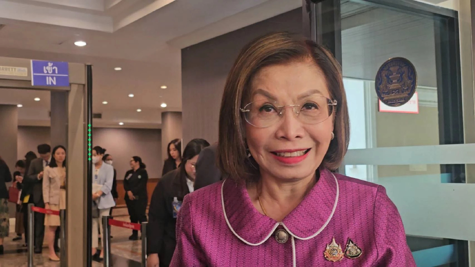 'มนพร' ยันรถไฟฟ้า 20 บาททันภายในปีนี้ ชี้ สภาปริ่มน้ำ-สว.ไม่ใช่อุปสรรค