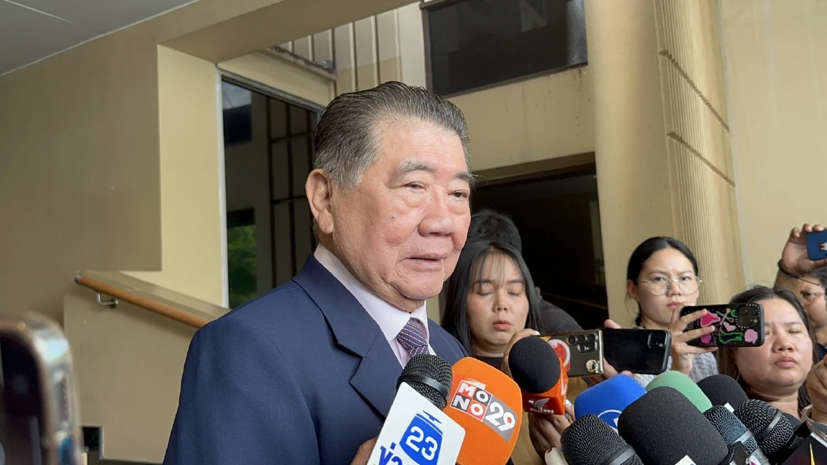 ‘ภูมิธรรม’ โต้ ข่าวเด้ง ผบ.ตร. รับ 2 แพทย์ใหญ่ชั้น14 ร้องเรียนโยกย้าย