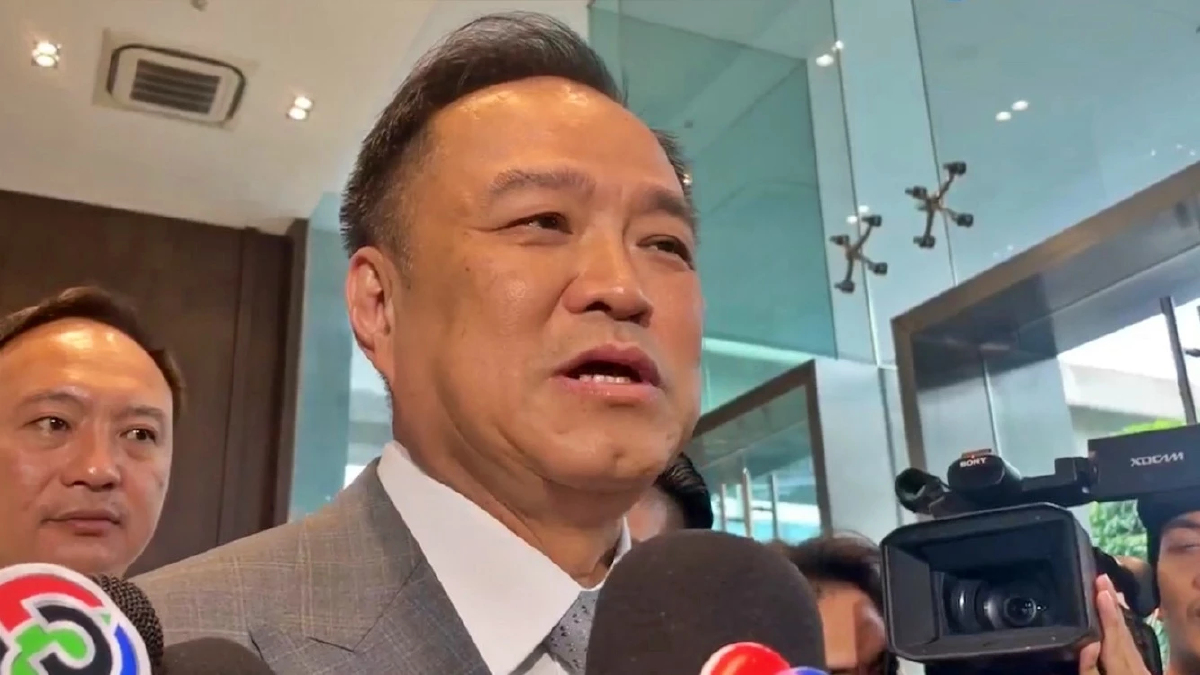 'อนุทิน' แจงเบรกขอสัญชาติ'เบนจามิน' ยังไม่ถึงขั้นตอนมท.1 ปัดชนวนหัก'ทักษิณ'