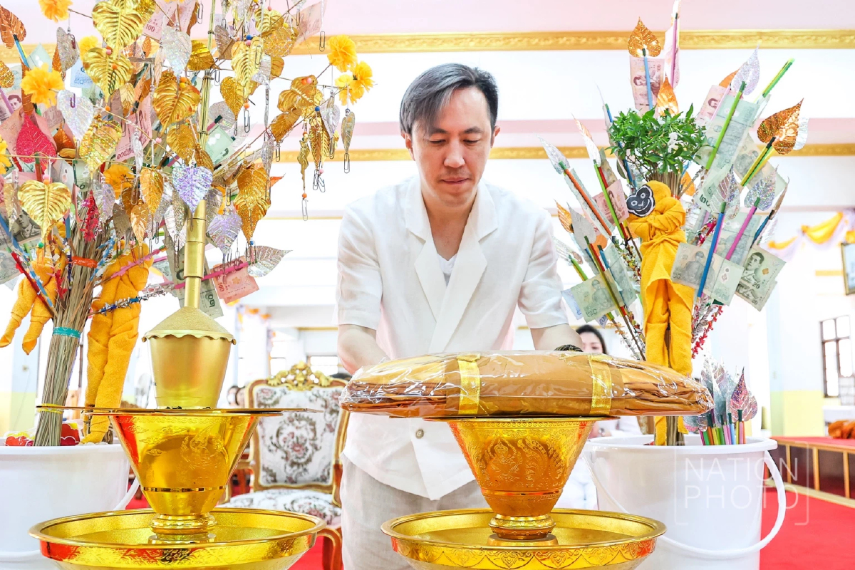 'ฉาย บุนนาค' นำทีมเนชั่น ทอดผ้าป่าสามัคคี สร้าง โกเมศไตรรัตนเจดีย์