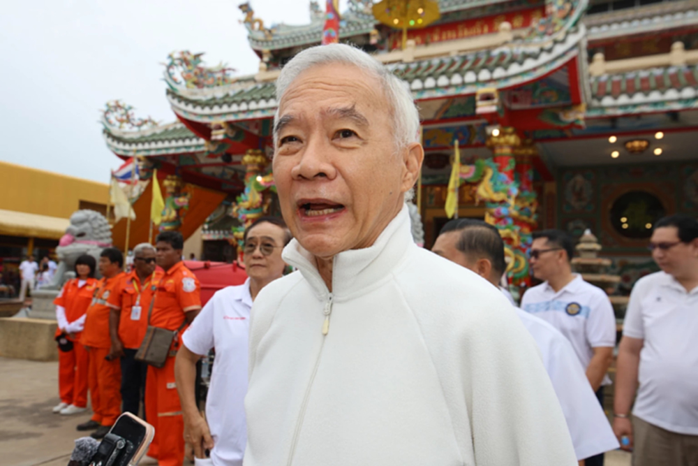 'สุวัจน์' ประกาศ 'ชพน.' อยู่ขั้ว 'พท.' ขอเลือกนายกฯ ตามกติกา