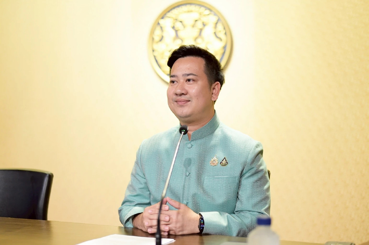 รัฐบาลชูจดทะเบียนธุรกิจชี้ไทยน่าลงทุน ครึ่งปีแรกทะลุแสนล้าน