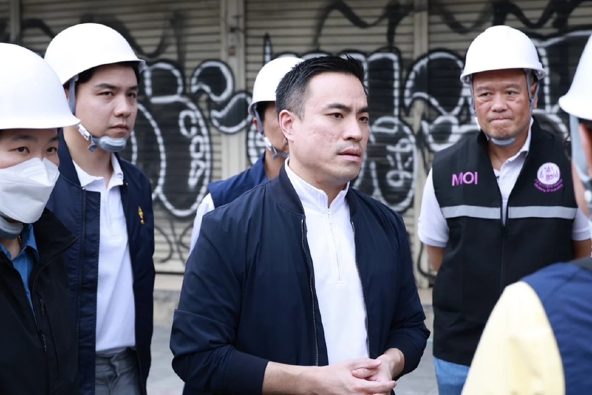 'เอกนัฏ' ส่งสุดซอยบุกยึด เซลล์แบตเตอรี่ - พาวเวอร์แบงค์ ไร้ มอก.