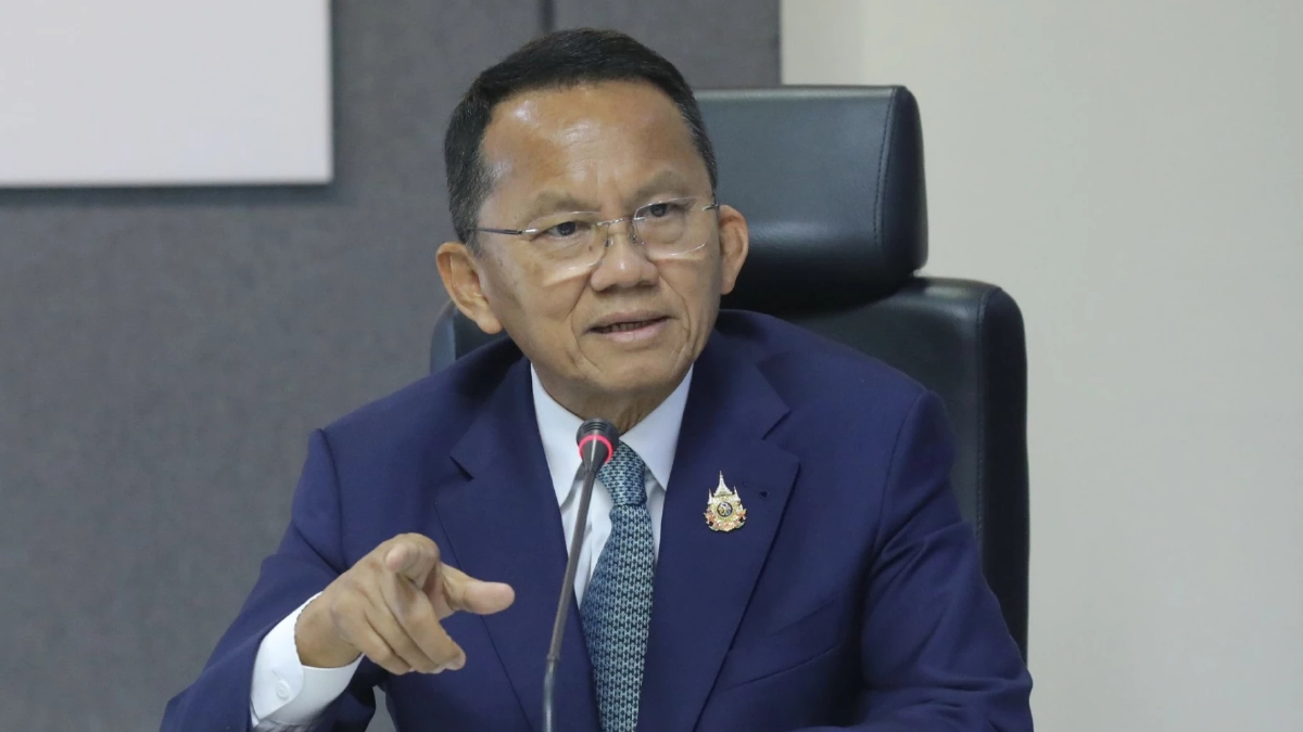 ‘สมศักดิ์’ เผย จ่อคุมเข้ม ‘กระท่อม’ ห้ามต้มผสมยาแก้ไอ ขายข้างทาง