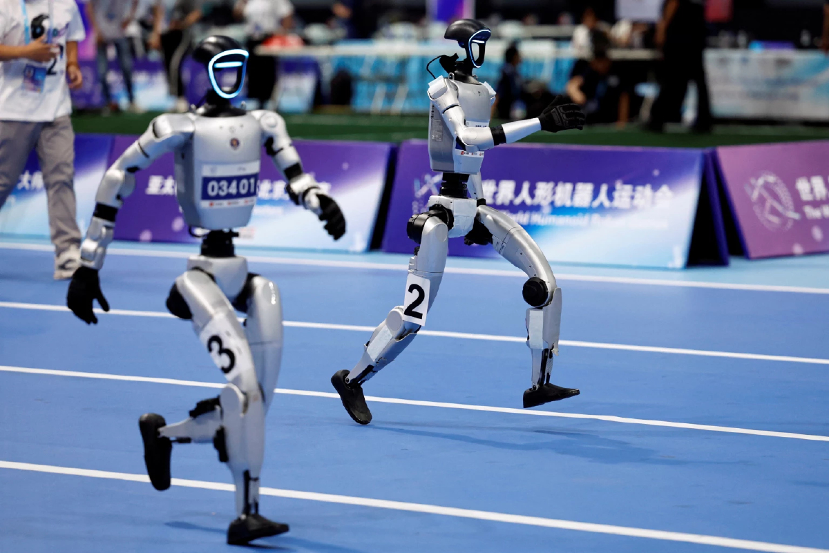 เซี่ยงไฮ้ตั้งเป้ารวมกลุ่ม 'บริษัท AI 1,000 แห่ง' ภายใน 2030