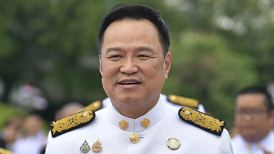 ‘อนุทิน’ น้ำตาคลอ ซาบซึ้ง พระมหากรุณาธิคุณ สละทั้งชีวิตให้ราชบัลลังก์