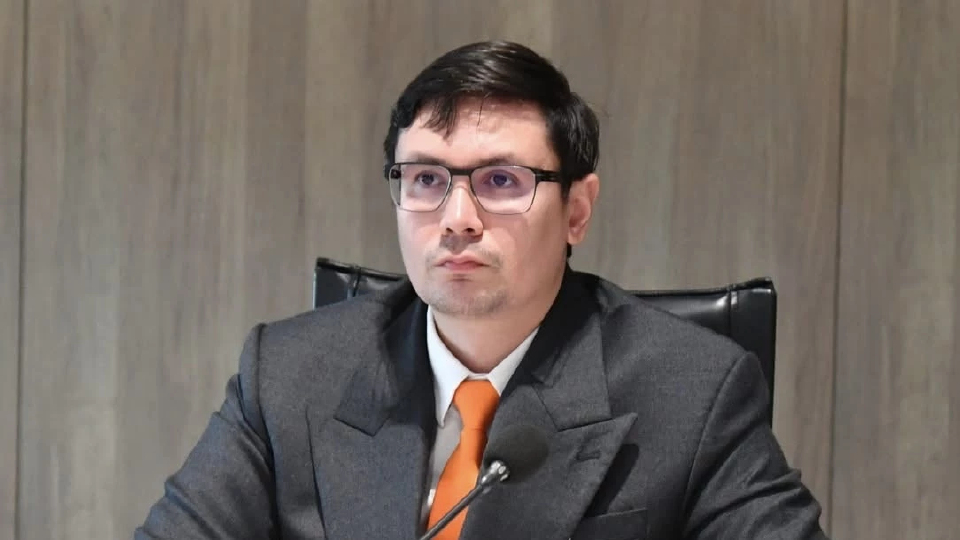 ‘โรม’ สวน ‘พท.’ หยุดแกว่งปากหาเสี้ยน เป็นรัฐบาล2ปี สร้างแต่ปัญหา