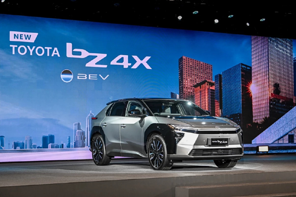 เต็มโควต้า ยอดจองสิทธิ์ล่วงหน้า อีวี โตโยต้า 'bZ4X' ครบ 2,000 คัน 