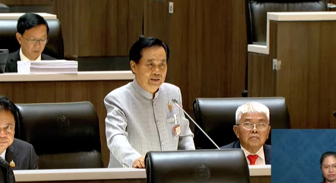 'อดิศร' ประกาศกลางสภาฯ ขอแยกทาง "ผู้นำฝ่ายค้าน-วิปค้าน"