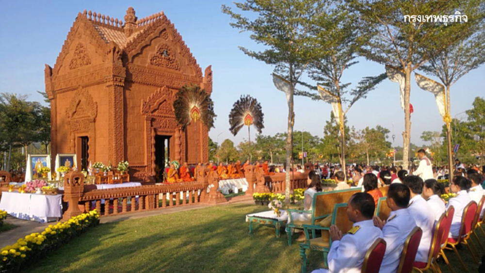 เพ ลา เพลิน บุรีรัมย์ ฉลองครบรอบ 9 ปี 'พระเขี้ยวแก้ว (จำลอง)' จากศรีลังกา