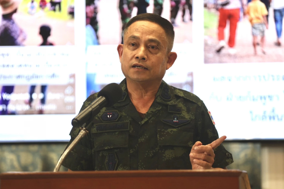 ทภ.1 ขู่ จับชาวกัมพูชา ทำลายป้ายแจ้งเตือนบ้านหนองจาน ดำเนินคดีขั้นเด็ดขาด