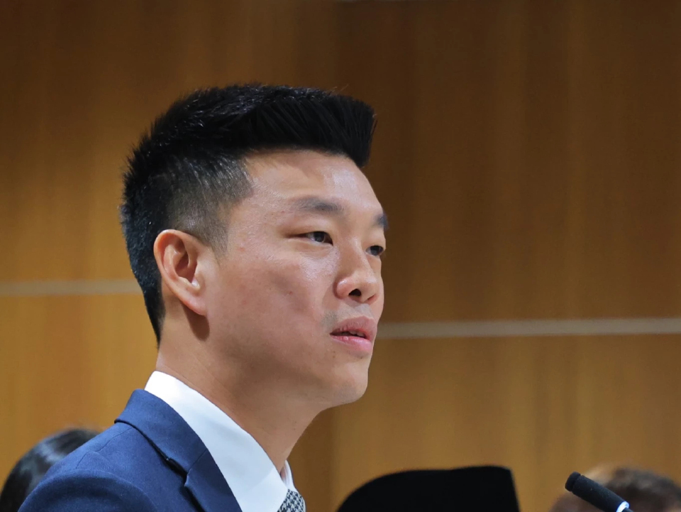 'ณัฐพงษ์' ลั่นตรวจสอบรัฐบาลแน่ แต่ขอรอแถลงนโยบายก่อน