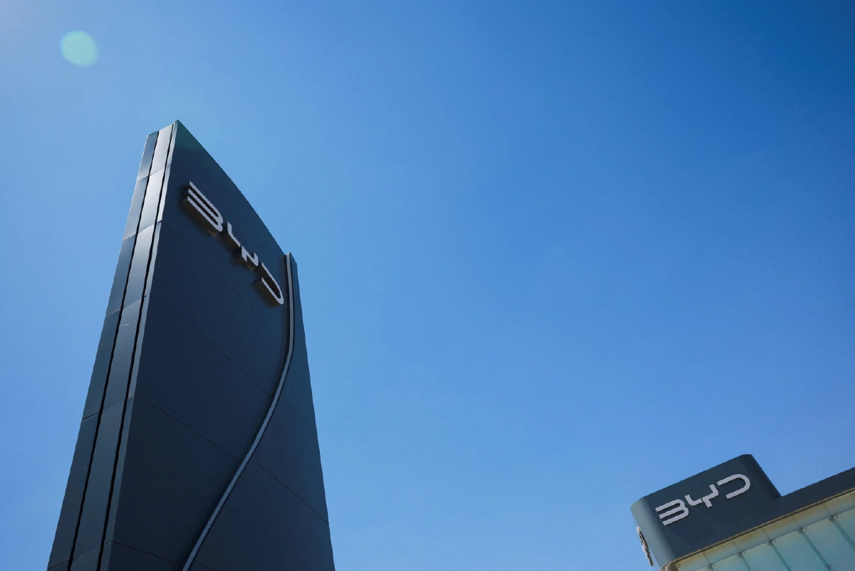 Berkshire ของบัฟเฟตต์ขายหุ้น BYD ผู้ผลิตรถยนต์ไฟฟ้าจีนเกลี้ยงพอร์ต