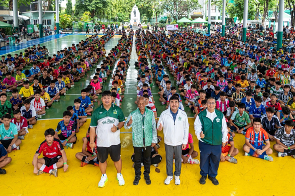 ทวีธาภิเศกฟุตซอลแรงไม่หยุด สมัครคัดทะลุ 2,600 คน ปลุกกระแสกีฬา